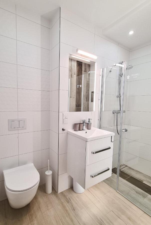 Apartamenty Sjesta River Kudowa-Zdrój Buitenkant foto