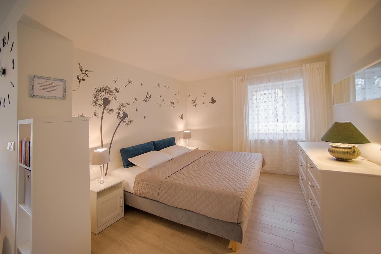 Apartamenty Sjesta River Kudowa-Zdrój Buitenkant foto