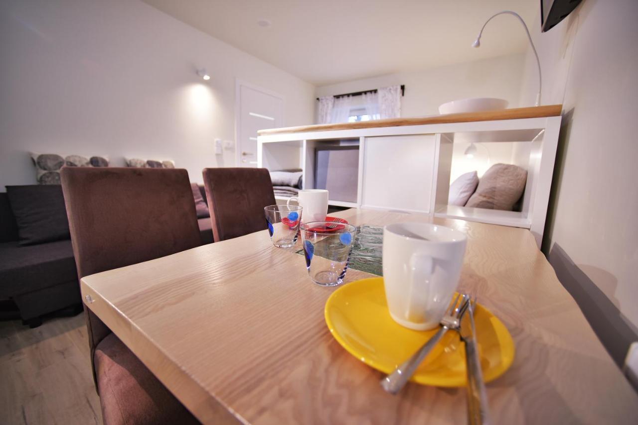 Apartamenty Sjesta River Kudowa-Zdrój Buitenkant foto
